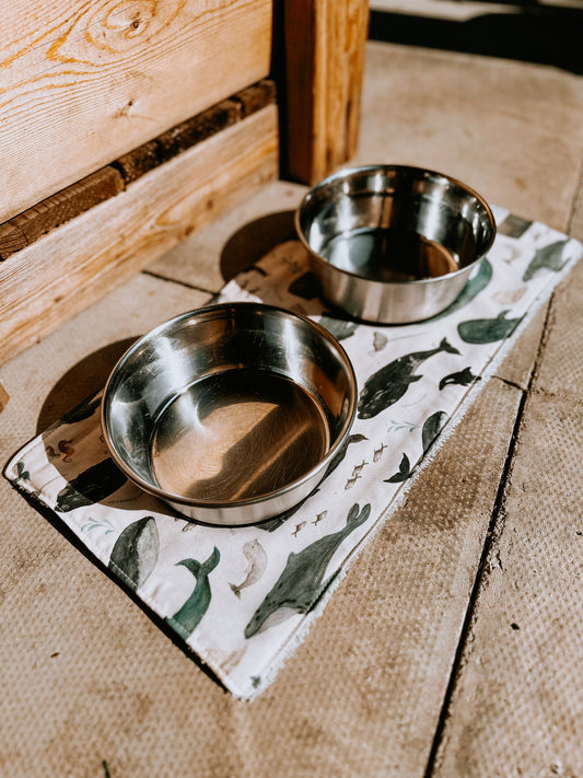 Bodhi & The Birchtree Double Bowl Mat In Whale Song