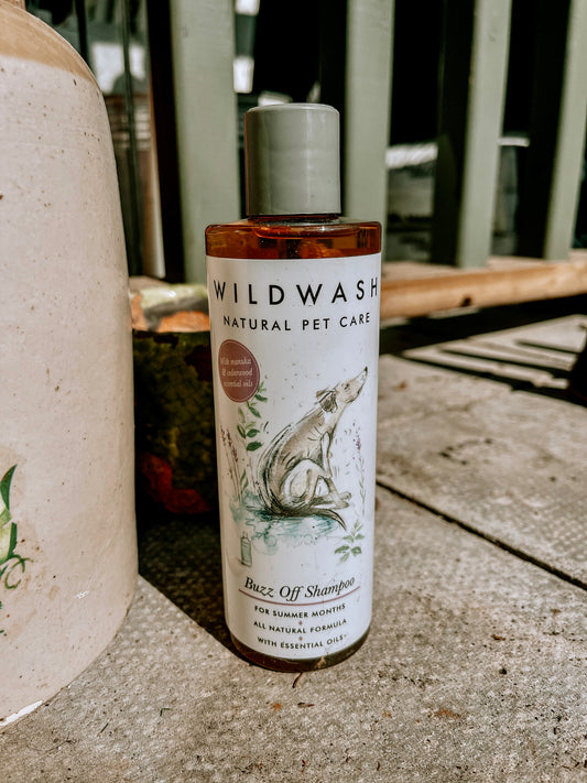 Wildwash Buzz Off Shampoo For Dogs With Manuka & Cedarwood 250ml