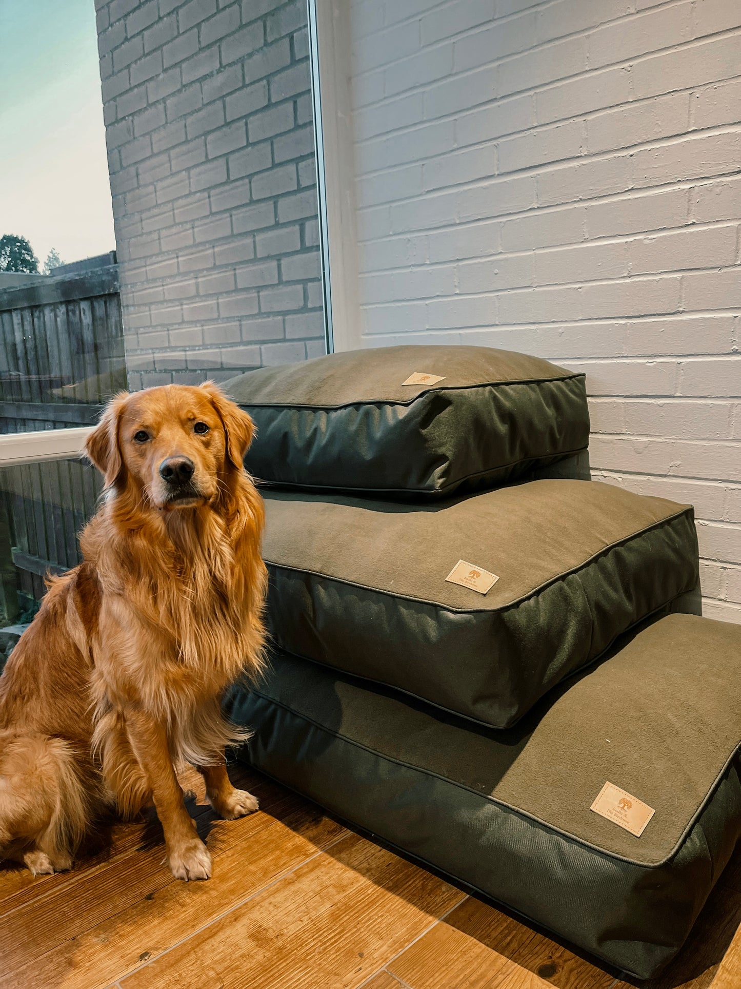 Bodhi & The Birchtree Handmade Water Resistant & Polar Fleece Double Sided Dog Bed - Khaki