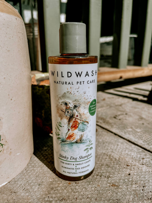 Wildwash Stinky Dog Shampoo With Peppermint & Lemongrass 250ml